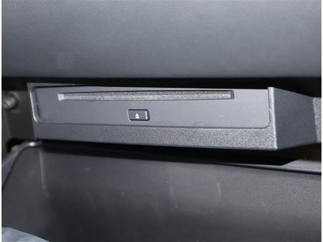 ノア Ｚ　フルセグ　メモリーナビ　ＤＶＤ再生　ミュージックプレイヤー接続可　後席モニター　バックカメラ　衝突被害軽減システム　ＥＴＣ　両側電動スライド　ＬＥＤヘッドランプ　乗車定員７人　３列シート　ワンオーナー（18枚目）