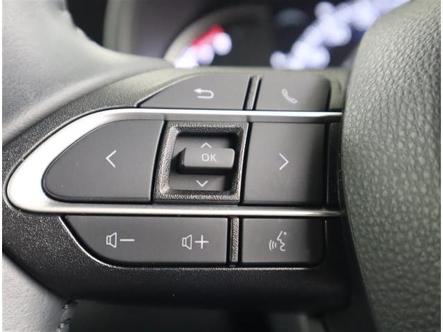 ノア Ｚ　フルセグ　メモリーナビ　ＤＶＤ再生　ミュージックプレイヤー接続可　後席モニター　バックカメラ　衝突被害軽減システム　ＥＴＣ　両側電動スライド　ＬＥＤヘッドランプ　乗車定員７人　３列シート　ワンオーナー（20枚目）