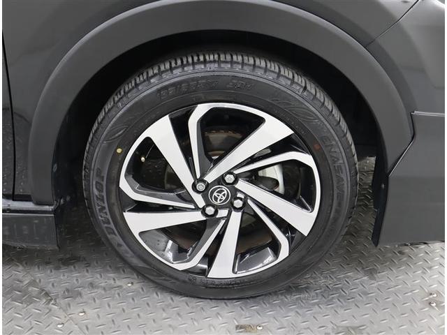 �X�|�[�e�B�ȃf�U�C���̏����A���~�z�C�[���ł��B