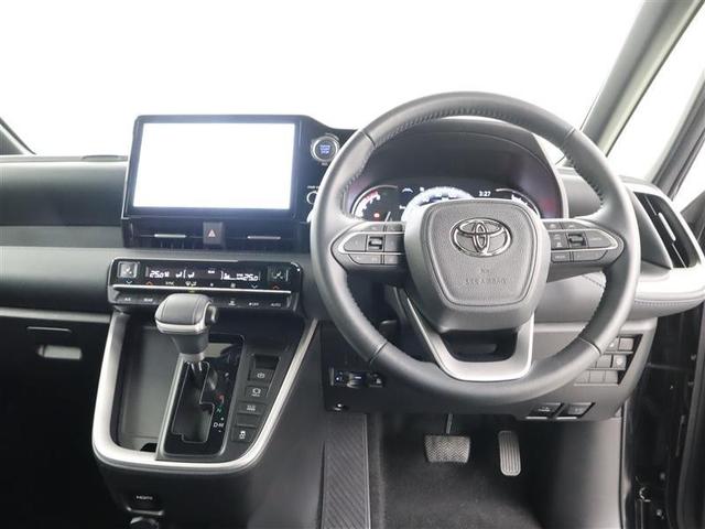 ヴォクシー Ｓ－Ｚ　フルセグ　メモリーナビ　ＤＶＤ再生　ミュージックプレイヤー接続可　バックカメラ　衝突被害軽減システム　ＥＴＣ　両側電動スライド　ＬＥＤヘッドランプ　乗車定員７人　３列シート　ワンオーナー　フルエアロ（9枚目）