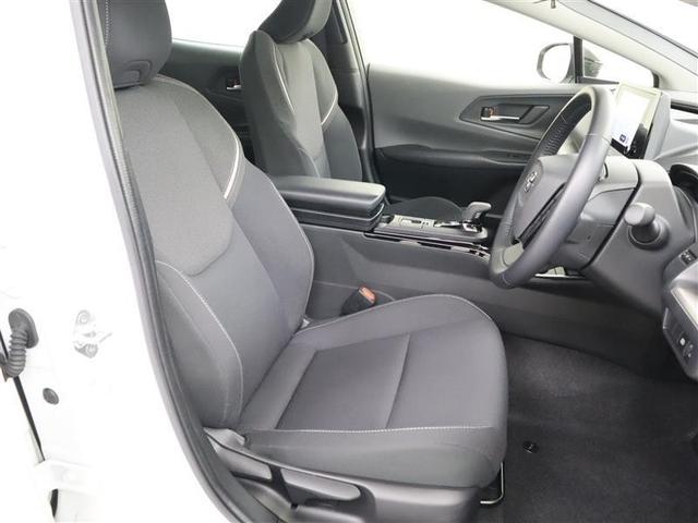 プリウス Ｇ　フルセグ　メモリーナビ　ミュージックプレイヤー接続可　バックカメラ　衝突被害軽減システム　ＥＴＣ　ＬＥＤヘッドランプ　ワンオーナー（6枚目）