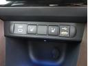 運転席・助手席にシートヒーターが付いてます。