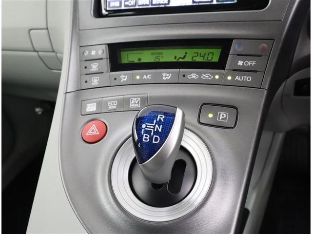 プリウス S フルセグ メモリーナビ DVD再生 ミュージックプレイヤー接続可 バックカメラ ETC HIDヘッドライト ワンオーナー 記録簿(13枚目)