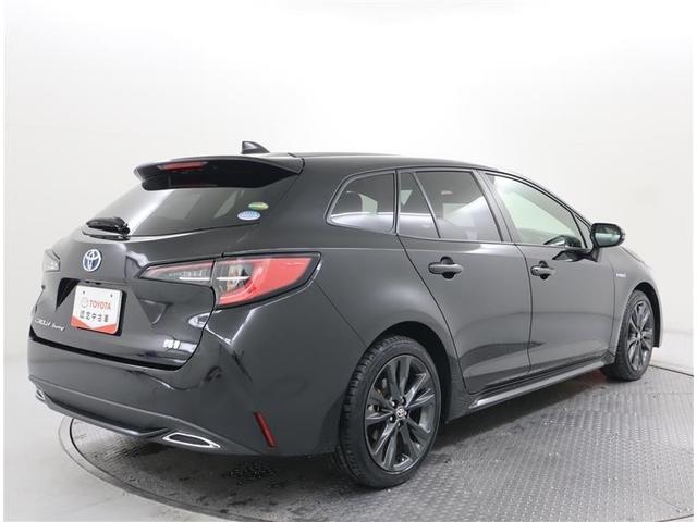 カローラツーリング ハイブリッド　ダブルバイビー　フルセグ　メモリーナビ　ミュージックプレイヤー接続可　バックカメラ　衝突被害軽減システム　ＥＴＣ　ＬＥＤヘッドランプ　記録簿（3枚目）