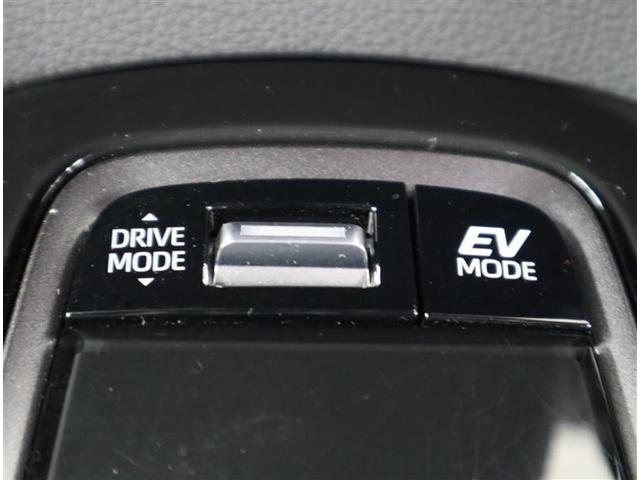 カローラツーリング ハイブリッド　ダブルバイビー　フルセグ　メモリーナビ　ミュージックプレイヤー接続可　バックカメラ　衝突被害軽減システム　ＥＴＣ　ＬＥＤヘッドランプ　記録簿（15枚目）