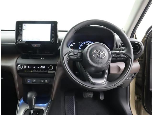 ヤリスクロス ハイブリッドＺ　フルセグ　メモリーナビ　ミュージックプレイヤー接続可　バックカメラ　衝突被害軽減システム　ＥＴＣ　ドラレコ　ＬＥＤヘッドランプ　ワンオーナー（8枚目）