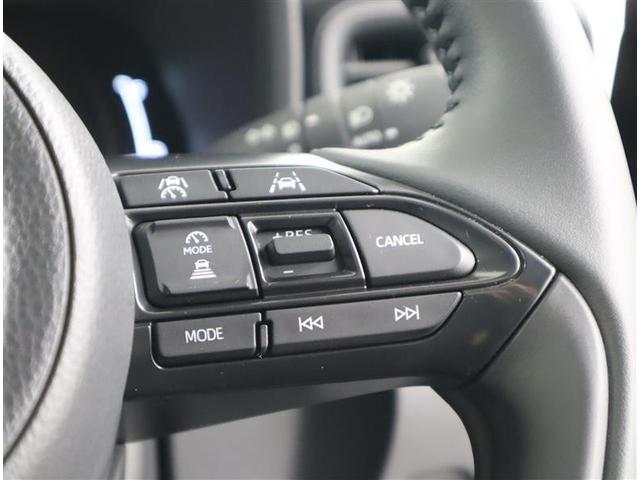 シエンタ Ｚ　フルセグ　メモリーナビ　ミュージックプレイヤー接続可　バックカメラ　衝突被害軽減システム　ＥＴＣ　ドラレコ　両側電動スライド　ＬＥＤヘッドランプ　ウオークスルー　乗車定員７人　３列シート　ワンオーナー（18枚目）