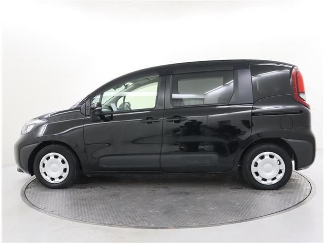 シエンタ ハイブリッドＧ　フルセグ　メモリーナビ　ミュージックプレイヤー接続可　バックカメラ　衝突被害軽減システム　ＥＴＣ　ドラレコ　両側電動スライド　ＬＥＤヘッドランプ　ウオークスルー　乗車定員７人　３列シート　ワンオーナー（2枚目）