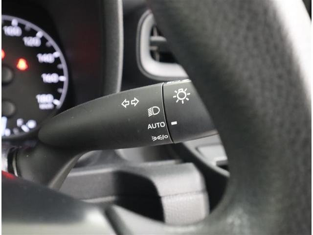 シエンタ ハイブリッドＧ　フルセグ　メモリーナビ　ミュージックプレイヤー接続可　バックカメラ　衝突被害軽減システム　ＥＴＣ　ドラレコ　両側電動スライド　ＬＥＤヘッドランプ　ウオークスルー　乗車定員７人　３列シート　ワンオーナー（17枚目）