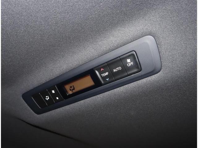 ノア ハイブリッドＳｉ　ダブルバイビーＩＩ　フルセグ　メモリーナビ　ＤＶＤ再生　ミュージックプレイヤー接続可　バックカメラ　衝突被害軽減システム　ＥＴＣ　両側電動スライド　ＬＥＤヘッドランプ　乗車定員７人　３列シート　ワンオーナー　フルエアロ（10枚目）