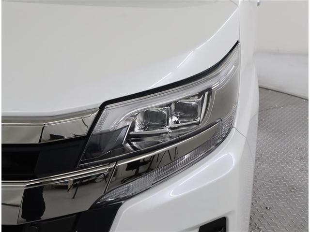 ノア ハイブリッドＳｉ　ダブルバイビーＩＩ　フルセグ　メモリーナビ　ＤＶＤ再生　ミュージックプレイヤー接続可　バックカメラ　衝突被害軽減システム　ＥＴＣ　両側電動スライド　ＬＥＤヘッドランプ　乗車定員７人　３列シート　ワンオーナー　フルエアロ（37枚目）