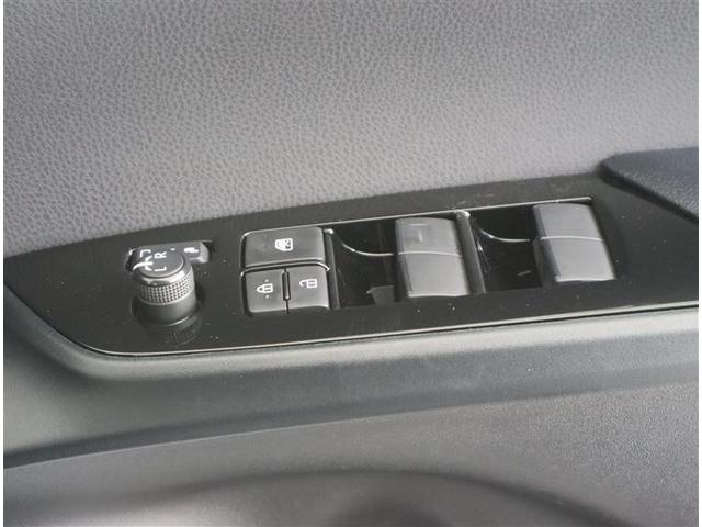 プリウス Ｓセーフティプラス　フルセグ　メモリーナビ　ＤＶＤ再生　ミュージックプレイヤー接続可　バックカメラ　衝突被害軽減システム　ＥＴＣ　ドラレコ　ＬＥＤヘッドランプ　記録簿（27枚目）