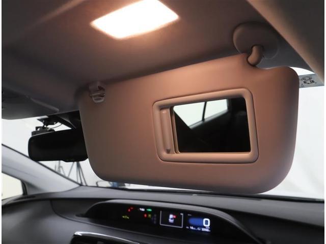 プリウス Ｓセーフティプラス　フルセグ　メモリーナビ　ＤＶＤ再生　ミュージックプレイヤー接続可　バックカメラ　衝突被害軽減システム　ＥＴＣ　ドラレコ　ＬＥＤヘッドランプ　記録簿（28枚目）