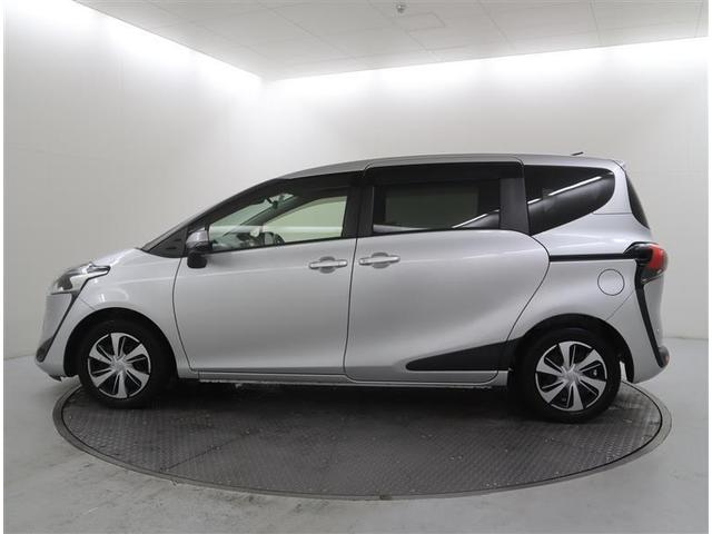 シエンタ Ｇ　クエロ　フルセグ　メモリーナビ　ＤＶＤ再生　ミュージックプレイヤー接続可　バックカメラ　衝突被害軽減システム　ＥＴＣ　両側電動スライド　ＬＥＤヘッドランプ　ウオークスルー　乗車定員７人　３列シート（4枚目）