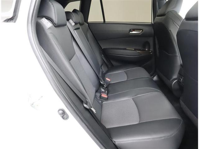 カローラクロス ハイブリッド Z ワンオーナー 衝突軽減ブレーキ サンルーフ フルセグ メモリーナビ Bluetoothオーディオ パノラミックビューモニター ETC ドラレコ LEDヘッドランプ フルエアロ クルーズコントロール(8枚目)