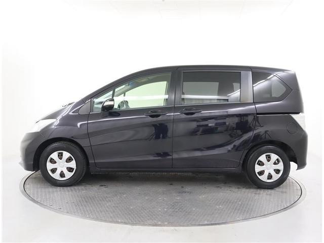 フリード G ジャストセレクション フルセグ メモリーナビ DVD再生 ミュージックプレイヤー接続可 バックカメラ ETC 両側電動スライド HIDヘッドライト ウオークスルー 乗車定員6人 3列シート アイドリングストップ(3枚目)