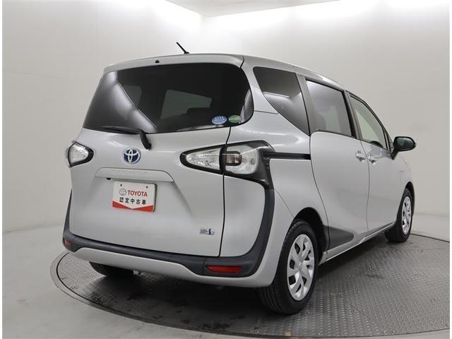 シエンタ ハイブリッドＧ　メモリーナビ　フルセグＴＶ　ＤＶＤ再生　ミュージックプレイヤー接続可　バックカメラ　衝突被害軽減システム　ＥＴＣ　両側電動スライド　ウオークスルー　乗車定員７人　３列シート　記録簿　スマートキー（4枚目）