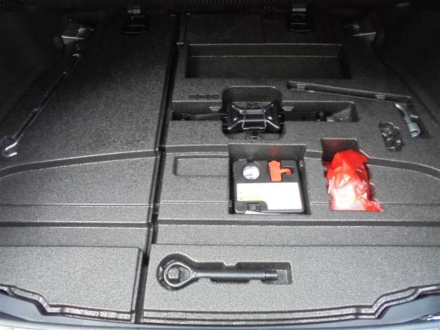 プリウス Ａプレミアム　ツーリングセレクション　ワンオーナー　フルセグ　メモリーナビ　ＤＶＤ再生　Ｂｌｕｅｔｏｏｔｈオーディオ　バックカメラ　衝突被害軽減システム　ＥＴＣ　ＬＥＤヘッドランプ　記録簿　レーダークルーズコントロル　シートヒーター（12枚目）