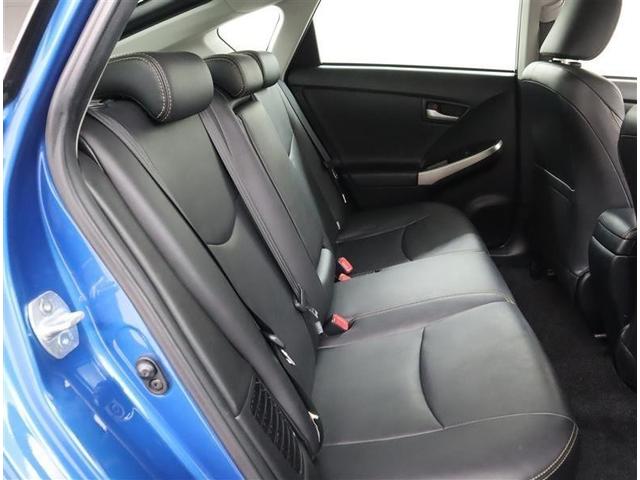 プリウス Ｓマイコーデ　メモリーナビ　ワンセグＴＶ　ミュージックプレイヤー接続可　バックカメラ　ＥＴＣ　ＨＩＤヘッドライト　記録簿　スマートキー　デュアルエアバッグ　レザーシート　アルミホイール（6枚目）