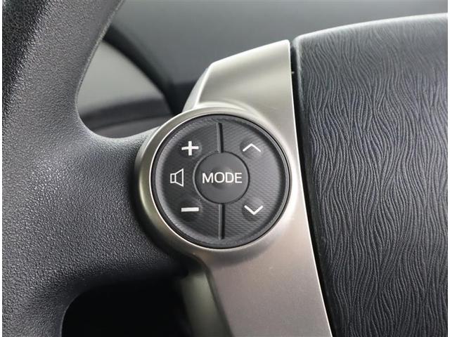 プリウス Ｓマイコーデ　メモリーナビ　ワンセグＴＶ　ミュージックプレイヤー接続可　バックカメラ　ＥＴＣ　ＨＩＤヘッドライト　記録簿　スマートキー　デュアルエアバッグ　レザーシート　アルミホイール（19枚目）