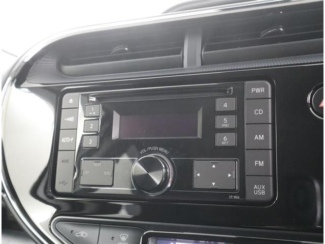 アクア Ｓスタイルブラック　衝突軽減ブレーキ　ＣＤ再生　ミュージックプレイヤー接続可　スマートキー　車線逸脱警報　ペダル踏み間違い急発進抑制装置　ＥＴＣ　ＬＥＤヘッドランプ　オートマチックハイビーム　デュアルエアバッグ（13枚目）