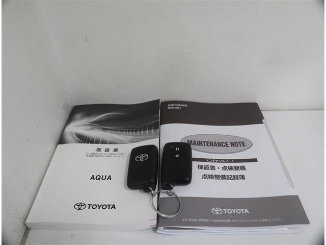 アクア Ｓスタイルブラック　衝突軽減ブレーキ　ＣＤ再生　ミュージックプレイヤー接続可　スマートキー　車線逸脱警報　ペダル踏み間違い急発進抑制装置　ＥＴＣ　ＬＥＤヘッドランプ　オートマチックハイビーム　デュアルエアバッグ（33枚目）