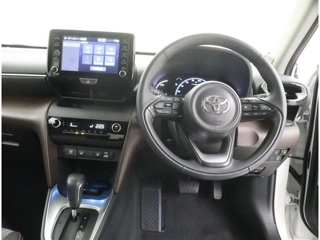 ヤリスクロス ハイブリッドZ ワンオーナー メモリーナビ パノラミックビューモニター Bluetoothオーディオ 衝突被害軽減システム ETC LEDヘッドランプ ワンオーナー 記録簿 クルーズコントロール パワーシート(12枚目)