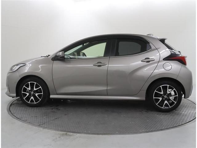 ヤリス ハイブリッドＺ　ワンオーナー　メモリーナビ　Ｂｌｕｅｔｏｏｔｈオーディオ　パノラミックビューモニター　レーダークルーズコントロール　プラズマクラスター　衝突被害軽減システム　ＥＴＣ　ＬＥＤヘッドランプ　記録簿（4枚目）