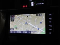 ☆トヨタ純正ＳＤナビゲーションです！知らないところでも迷わず、快適なドライブができますね（＊＾＿＾＊） 3