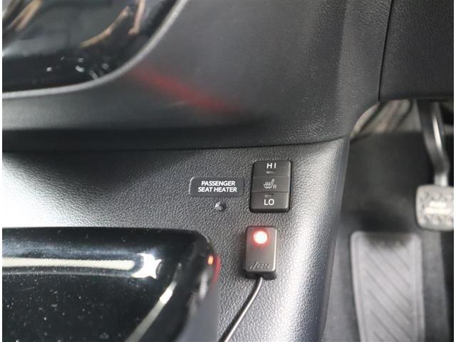 プリウスＰＨＶ Ｓ　ＧＲスポーツ　フルセグ　メモリーナビ　ＤＶＤ再生　ミュージックプレイヤー接続可　バックカメラ　衝突被害軽減システム　ＥＴＣ　ドラレコ　ＬＥＤヘッドランプ（16枚目）