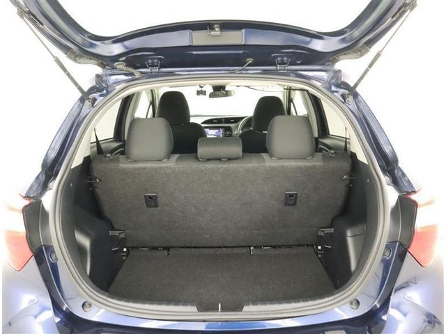 ヴィッツ Ｆ　セーフティーエディションＩＩＩ　ワンセグ　メモリーナビ　ミュージックプレイヤー接続可　バックカメラ　衝突被害軽減システム　ＥＴＣ　　ＬＥＤヘッドランプ　ワンオーナー（8枚目）