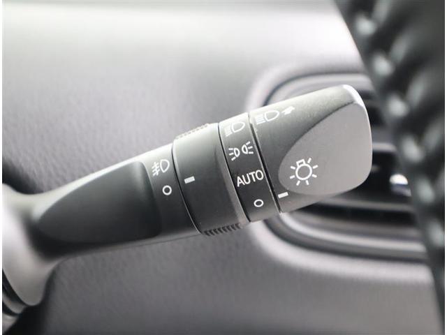 プリウス S フルセグ メモリーナビ DVD再生 ミュージックプレイヤー接続可 バックカメラ 衝突被害軽減システム ETC ドラレコ LEDヘッドランプ 記録簿(19枚目)