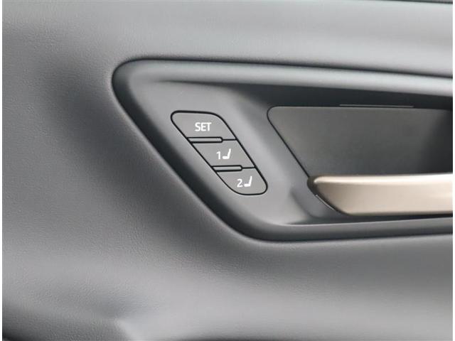 クラウンスポーツ Z 革シート サンルーフ 4WD フルセグ メモリーナビ ミュージックプレイヤー接続可 バックカメラ 衝突被害軽減システム ETC ドラレコ LEDヘッドランプ ワンオーナー(26枚目)