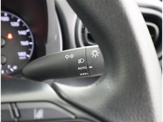 ヤリス Ｘ　ブラインドスポットモニター　バックカメラ　衝突被害軽減システム　ワンオーナー（18枚目）