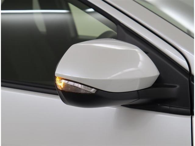 ヤリス Ｘ　ブラインドスポットモニター　バックカメラ　衝突被害軽減システム　ワンオーナー（22枚目）