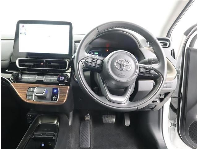 アクア Ｚ　フルセグ　メモリーナビ　ＤＶＤ再生　ミュージックプレイヤー接続可　バックカメラ　衝突被害軽減システム　ＥＴＣ　ＬＥＤヘッドランプ　ワンオーナー　記録簿（11枚目）