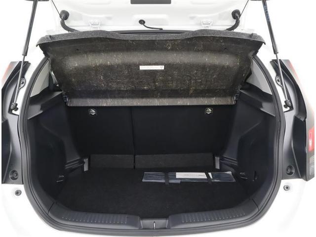 アクア Ｚ　フルセグ　メモリーナビ　ＤＶＤ再生　ミュージックプレイヤー接続可　バックカメラ　衝突被害軽減システム　ＥＴＣ　ＬＥＤヘッドランプ　ワンオーナー　記録簿（12枚目）