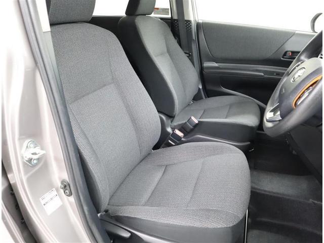 シエンタ Ｘ　フルセグ　メモリーナビ　ＤＶＤ再生　ミュージックプレイヤー接続可　バックカメラ　衝突被害軽減システム　ＥＴＣ　電動スライドドア　ウオークスルー　乗車定員７人　３列シート　ワンオーナー　記録簿（5枚目）