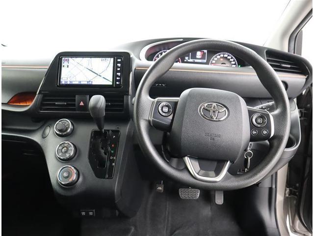 シエンタ Ｘ　フルセグ　メモリーナビ　ＤＶＤ再生　ミュージックプレイヤー接続可　バックカメラ　衝突被害軽減システム　ＥＴＣ　電動スライドドア　ウオークスルー　乗車定員７人　３列シート　ワンオーナー　記録簿（8枚目）