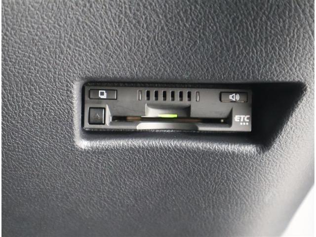 シエンタ Ｘ　フルセグ　メモリーナビ　ＤＶＤ再生　ミュージックプレイヤー接続可　バックカメラ　衝突被害軽減システム　ＥＴＣ　電動スライドドア　ウオークスルー　乗車定員７人　３列シート　ワンオーナー　記録簿（20枚目）