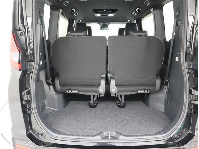 ノア Ｓ－Ｚ　フルセグ　メモリーナビ　ＤＶＤ再生　ミュージックプレイヤー接続可　後席モニター　バックカメラ　衝突被害軽減システム　ＥＴＣ　両側電動スライド　ＬＥＤヘッドランプ　乗車定員７人　３列シート　ワンオーナー（13枚目）