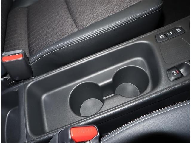 ヤリスクロス ハイブリッドＺ　ミュージックプレイヤー接続可　バックカメラ　衝突被害軽減システム　ＥＴＣ　ＬＥＤヘッドランプ　ワンオーナー　記録簿（17枚目）