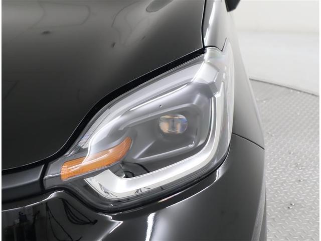 シエンタ ハイブリッドＺ　フルセグ　メモリーナビ　ミュージックプレイヤー接続可　バックカメラ　衝突被害軽減システム　ＥＴＣ　ドラレコ　両側電動スライド　ＬＥＤヘッドランプ　ウオークスルー　乗車定員７人　３列シート　ワンオーナー（30枚目）