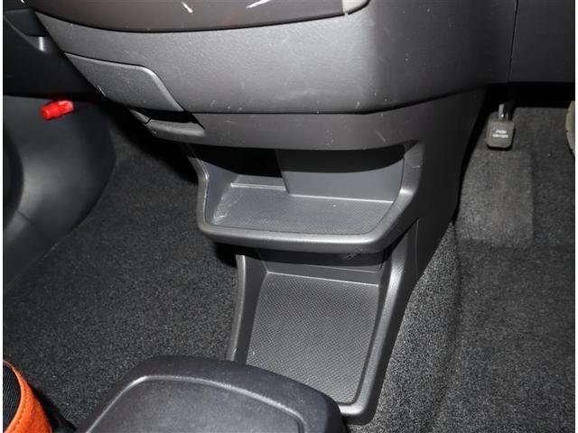 ウィッシュ ２．０Ｚ　フルセグ　メモリーナビ　ＤＶＤ再生　バックカメラ　ＥＴＣ　ドラレコ　ＨＩＤヘッドライト　乗車定員６人　３列シート　ワンオーナー（17枚目）