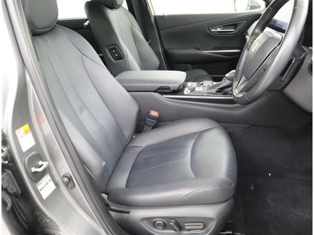 クラウンハイブリッド ＲＳアドバンス　革シート　フルセグ　メモリーナビ　ＤＶＤ再生　ミュージックプレイヤー接続可　バックカメラ　衝突被害軽減システム　ＥＴＣ　ドラレコ　ＬＥＤヘッドランプ　ワンオーナー　記録簿（7枚目）