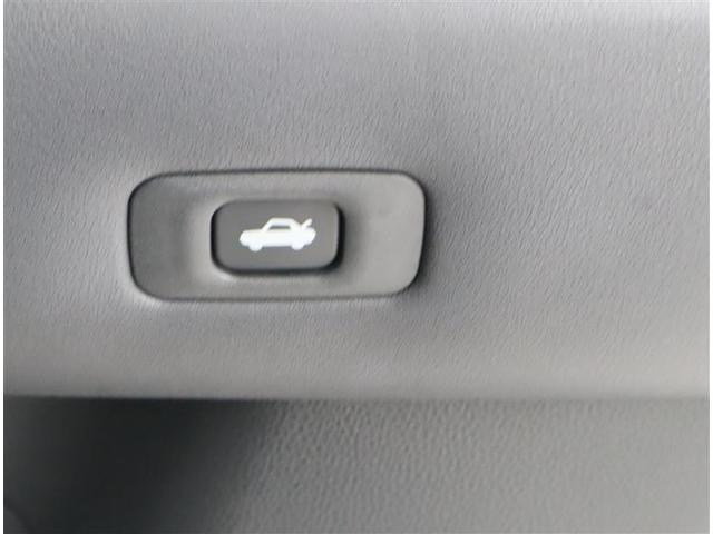 クラウンハイブリッド ＲＳアドバンス　革シート　フルセグ　メモリーナビ　ＤＶＤ再生　ミュージックプレイヤー接続可　バックカメラ　衝突被害軽減システム　ＥＴＣ　ドラレコ　ＬＥＤヘッドランプ　ワンオーナー　記録簿（33枚目）