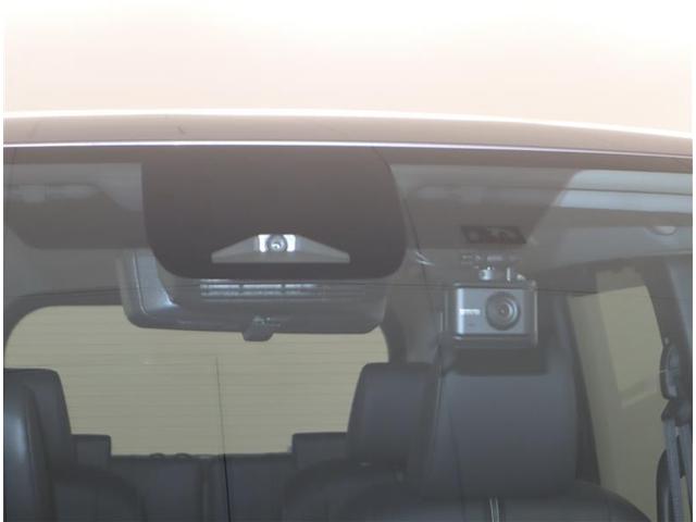 ノア ハイブリッドＺ　フルセグ　メモリーナビ　ＤＶＤ再生　ミュージックプレイヤー接続可　バックカメラ　衝突被害軽減システム　ＥＴＣ　両側電動スライド　ＬＥＤヘッドランプ　乗車定員７人　３列シート　ワンオーナー　記録簿（36枚目）