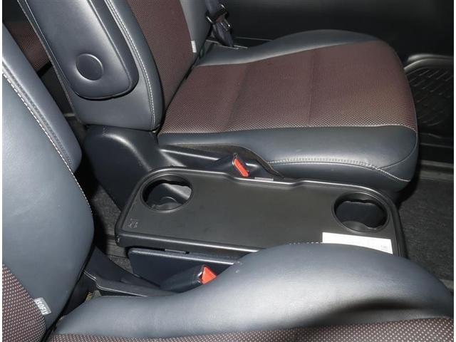 エスクァイア ハイブリッドＧｉ　フルセグ　メモリーナビ　ＤＶＤ再生　ミュージックプレイヤー接続可　後席モニター　バックカメラ　衝突被害軽減システム　ＥＴＣ　両側電動スライド　ＬＥＤヘッドランプ　乗車定員７人　３列シート　ワンオーナー（7枚目）