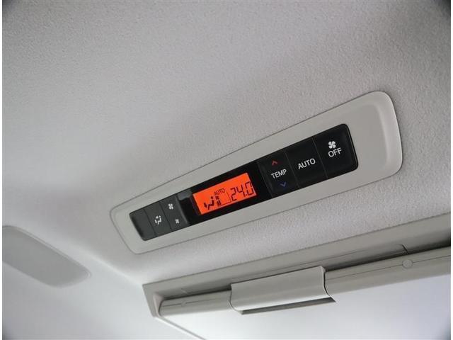 エスクァイア ハイブリッドＧｉ　フルセグ　メモリーナビ　ＤＶＤ再生　ミュージックプレイヤー接続可　後席モニター　バックカメラ　衝突被害軽減システム　ＥＴＣ　両側電動スライド　ＬＥＤヘッドランプ　乗車定員７人　３列シート　ワンオーナー（8枚目）