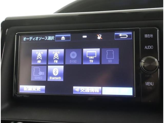 エスクァイア ハイブリッドＧｉ　フルセグ　メモリーナビ　ＤＶＤ再生　ミュージックプレイヤー接続可　後席モニター　バックカメラ　衝突被害軽減システム　ＥＴＣ　両側電動スライド　ＬＥＤヘッドランプ　乗車定員７人　３列シート　ワンオーナー（13枚目）